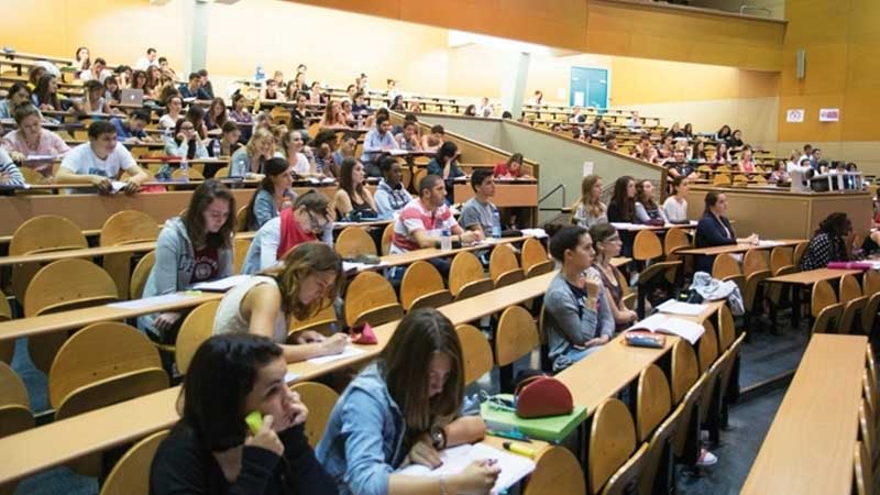 العودة الجامعية: يوم 2 سبتمبر المقبل بالنسبة لطلبة الطب والهندسة والدراسات التكنولوجية و 12 سبتمبر لبقية المؤسسات